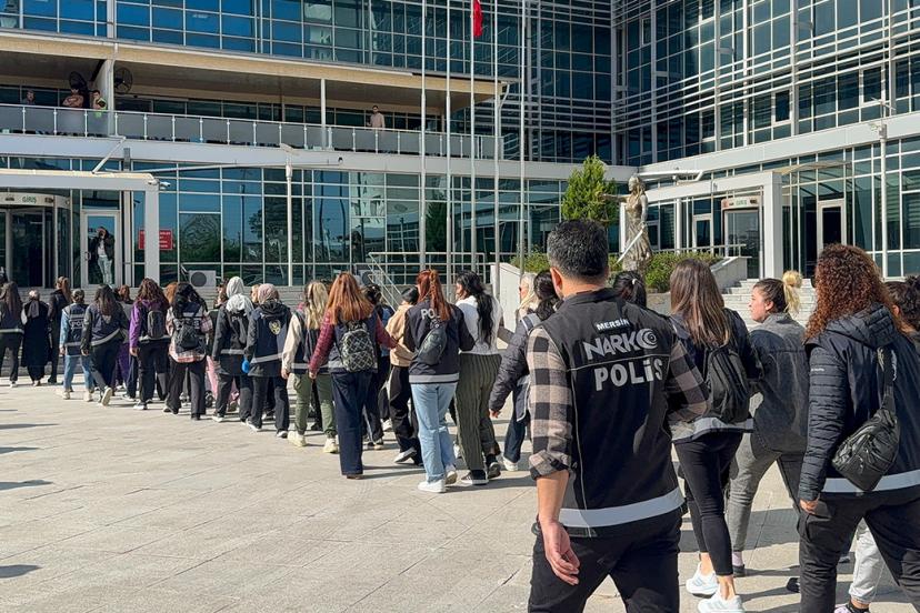 Jandarma ekiplerinden 20 milyonluk kaçakçılık operasyonu