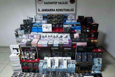 Jandarmanın uyuşturucu ve kaçakçılık operasyonlarında 311 şahıs yakalandı
