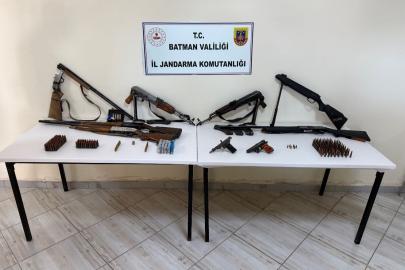 Kaçak silahlar ele geçirildi, 2 kişi tutuklandı