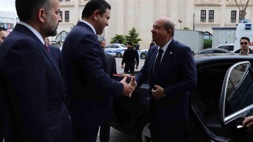 KKTC eski Cumhurbaşkanı Tatar'dan Büyükşehir'e ziyaret