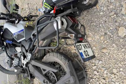 Köpeğe çarpan motosikletli ağır yaralandı