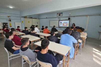 Lise sıralarında yapay zeka mesaisi