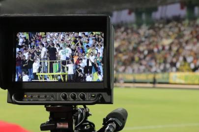 Maç yayınlarıyla ilgili flaş gelişme