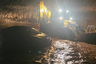 Mahsur kalan vatandaşlar kurtarıldı