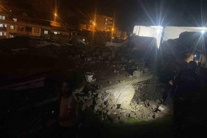 Metruk bina çöktü