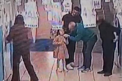 Öğretmenlerin Heimlich manevrası, öğrencinin hayatını kurtardı