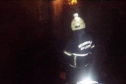 Oto tamircideki yangın kask kamerasına yansıdı