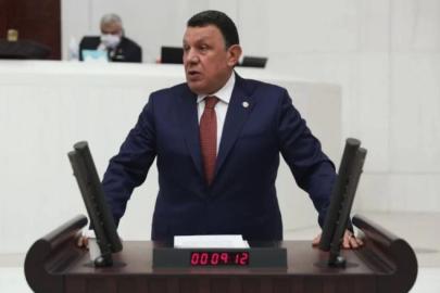 Özyavuz, okullardaki ihtiyaçlara dikkat çekti