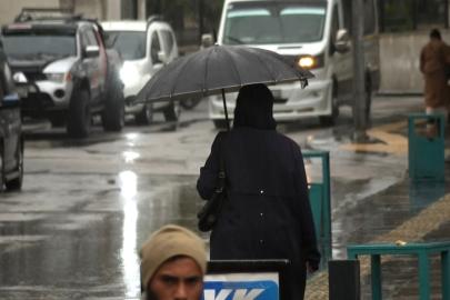 Yağış ve sis etkili oluyor