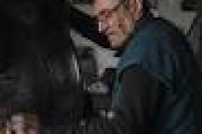 Yarım asırdan fazla süredir bakıra hayat veriyor: 73 yaşında mesleğini aşkla yapıyor