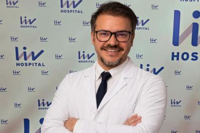 "Eski akciğer ve karın filmleri skolyoz teşhisinde ipucu olabilir"