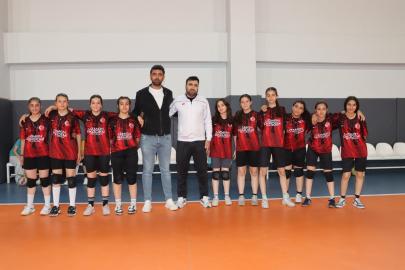 Karaköprü’de Voleybol heyecanı başladı!