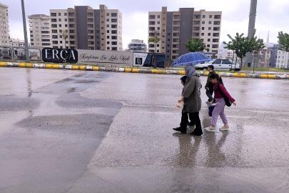 Şanlıurfa'da bahar yağmurları etkili oluyor