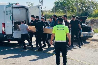 Şanlıurfa’da bir otomobilde silahla vurulmuş kişi bulundu
