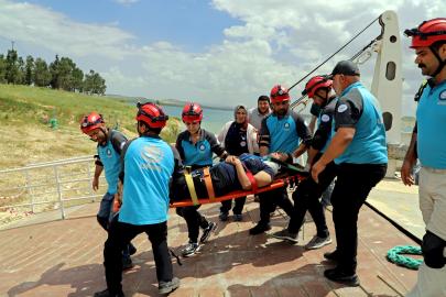 Şanlıurfa’da UMKE ekiplerinden nefes kesen tatbikat