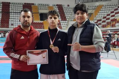 Şanlıurfalı sporcu Emirhan Çelik Türkiye üçüncüsü oldu