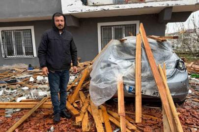 Vatandaşlar hala şokta: Çatılar uçtu, araçlar zarar gördü, evler hasar aldı, ağaçlar söküldü