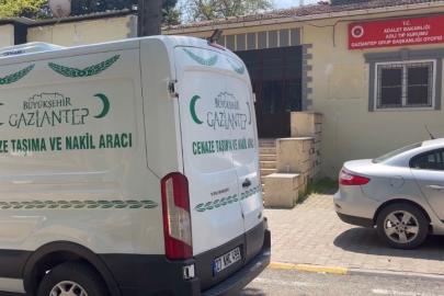 Yüksekten düşen inşaat işçisi hayatını kaybetti